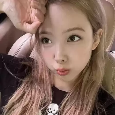 雍恨云
